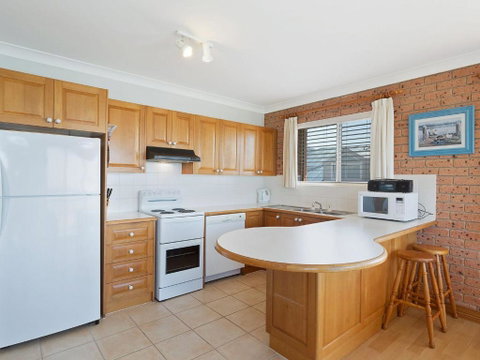 Grand Pacific I Unit 3 - Whitsundays Accommodation 4