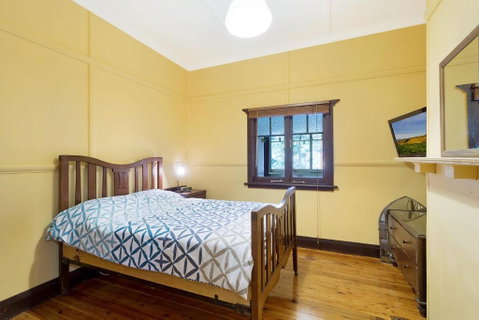 The Seamist Cottage - Whitsundays Accommodation 1