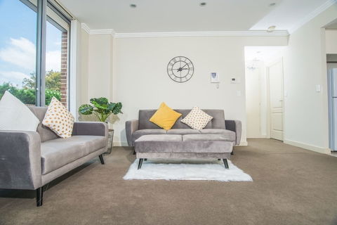 Designed Home Of Ultimate Convenience In Gordon - Whitsundays Accommodation 2