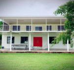 Holiday Rental Huge House With Beach Views - Whitsundays Accommodation