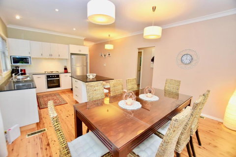 Scenic Cottage Of Katoomba - Whitsundays Accommodation 2