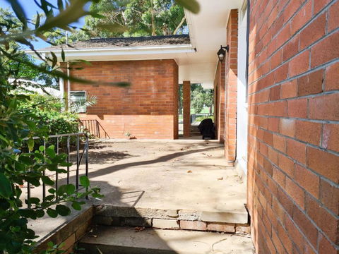 GOLF 39 MOLLYMOOK BEACH - Whitsundays Accommodation 5