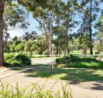 GOLF 39 MOLLYMOOK BEACH - Whitsundays Accommodation