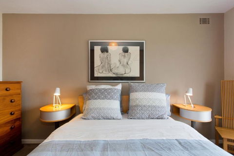 Riverside Arthouse - Whitsundays Accommodation 5