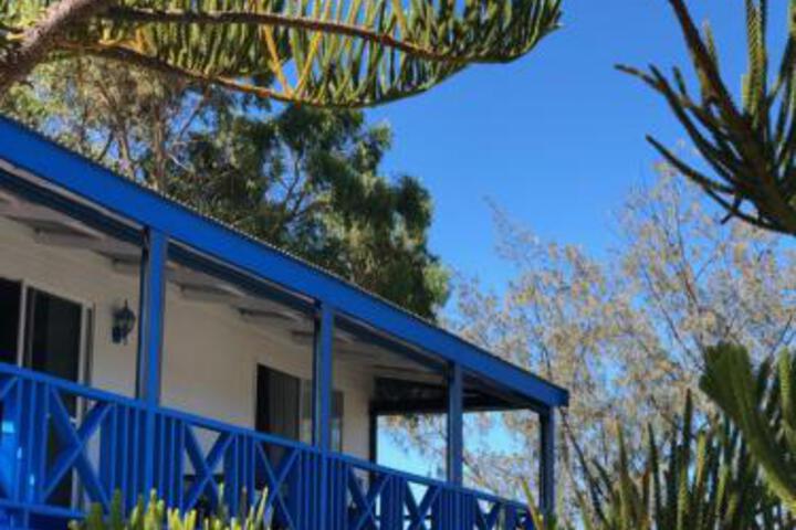 Ledge Point WA Whitsundays Accommodation