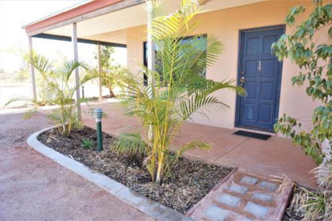Ningaloo Breeze Villa 10 3 Bedroom Fully Self Contained Disabled Friendly Accommodation - Whitsundays Accommodation 2
