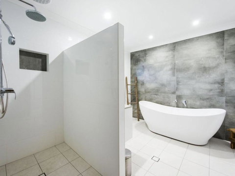 Ripples On The Bay - Whitsundays Accommodation 4