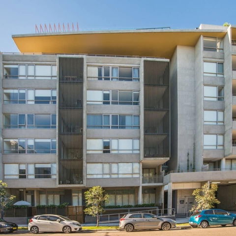 Roseberry Apartment For Travelling Couple In Green Square - Whitsundays Accommodation 0