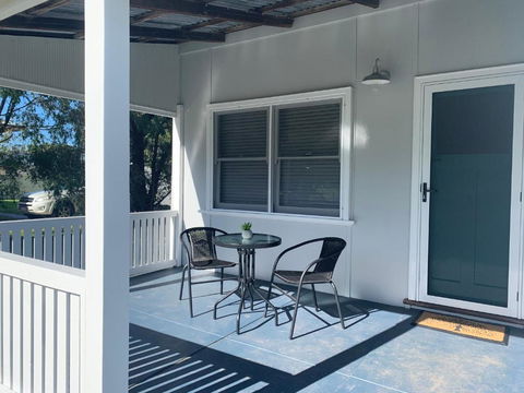Yaringa Cottage...by The Sea - Whitsundays Accommodation 6