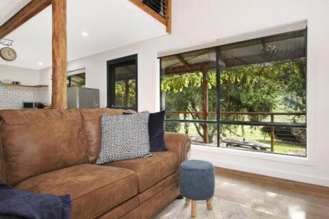 Way Out Wandi - Whitsundays Accommodation 2