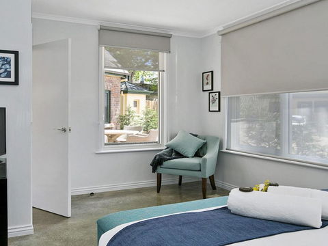 Old Bank Stables 3 Night Weekends For Price Of 2 - Whitsundays Accommodation 4