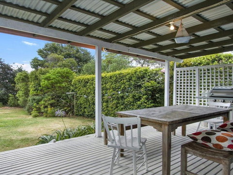 Seahorse Beach Just 550m From House - Whitsundays Accommodation 5