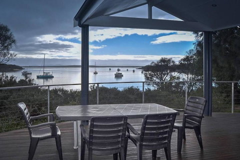 Rest A Shore Coffin Bay - Whitsundays Accommodation 5