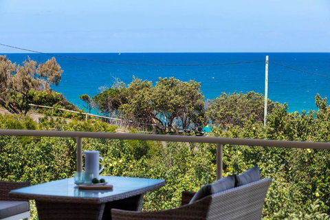 Penthouse Luxe Sunrise Beach - Whitsundays Accommodation 3