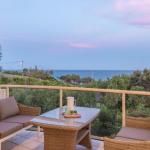Penthouse Luxe Sunrise Beach - Whitsundays Accommodation 0