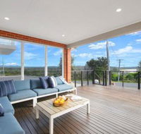Casa Sorella beachfront family home with pool - Whitsundays Accommodation
