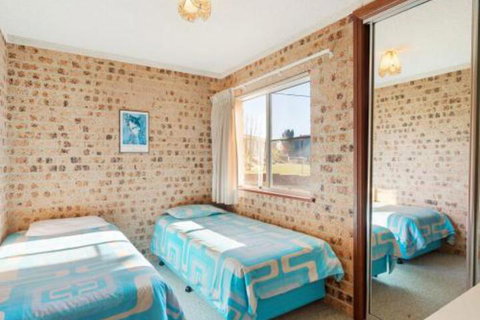 Crystal Waters Unit 2 - Whitsundays Accommodation 6