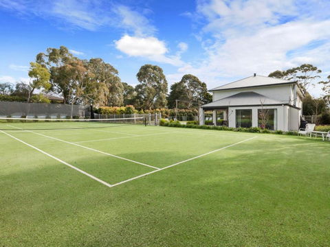 CATALINA MOUNT ELIZA - Whitsundays Accommodation 6