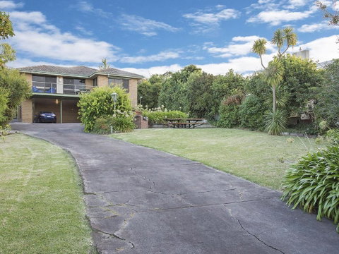 ROANJOKA DROMANA.... - Whitsundays Accommodation 1