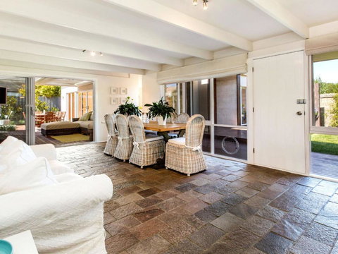 WAIKIKI BLAIRGOWRIE - Whitsundays Accommodation 3
