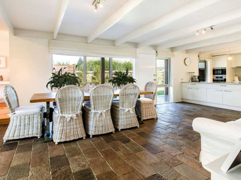 WAIKIKI BLAIRGOWRIE - Whitsundays Accommodation 2