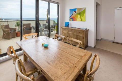 THE PENTHOUSE MORNINGTON - Whitsundays Accommodation 2