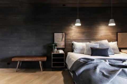 Hardwood House - Whitsundays Accommodation 5