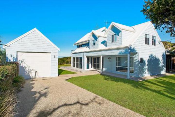  Whitsundays Accommodation