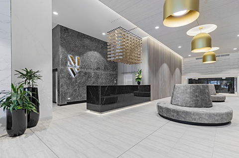 IFSuites Melbourne Village - Whitsundays Accommodation 2