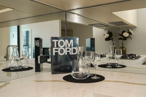 IFSuites Melbourne Village - Whitsundays Accommodation 3