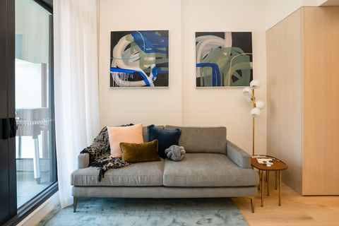 IFSuites Melbourne Village - Whitsundays Accommodation 6