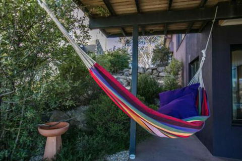 Snowy Mountains Townhouse - Whitsundays Accommodation 7