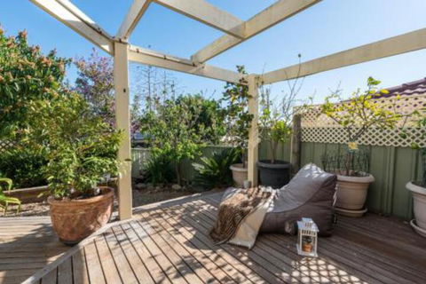 ULTRA SPACIOUS STYLISH HOME In PRESTONS SYDNEY - Whitsundays Accommodation 5