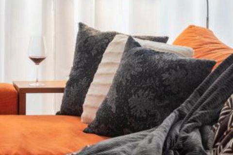 ULTRA SPACIOUS STYLISH HOME In PRESTONS SYDNEY - Whitsundays Accommodation 6