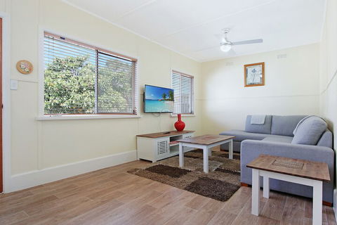 The Fishermans Cottage - Whitsundays Accommodation 3