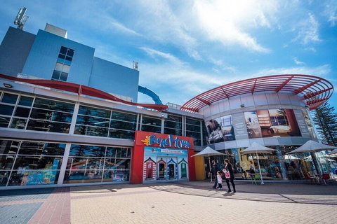 High Tide On Augusta Netflix Wifi & Chill... - Whitsundays Accommodation 2