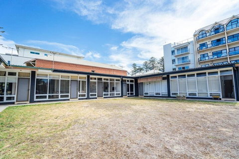 High Tide On Augusta Netflix Wifi & Chill... - Whitsundays Accommodation 1