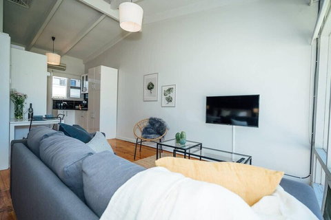 High Tide On Augusta Netflix Wifi & Chill... - Whitsundays Accommodation 7