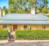 Captain Roddas Cottage - Whitsundays Accommodation