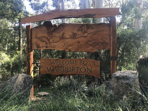Warburton Digs - Whitsundays Accommodation 0