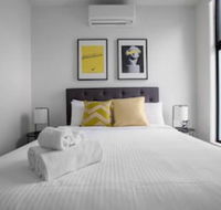 Elegant Stylish Livingmooneeponds Wifi/parking - Whitsundays Accommodation