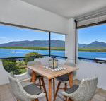 Belle Escapes Luxury Cairns Penthouse with Ocean Views 903