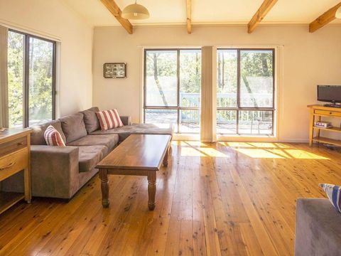 Wallder Cottage - Whitsundays Accommodation 3