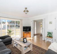 Macleay Street 23 Narrawallee - Whitsundays Accommodation
