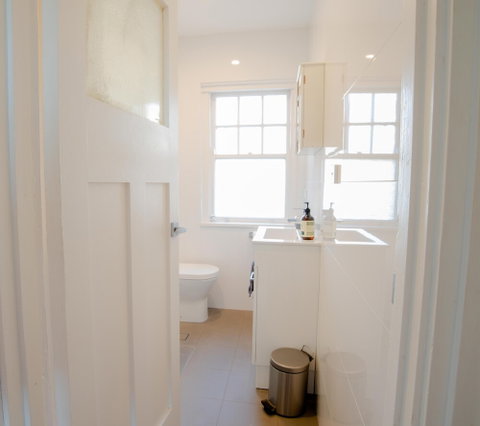 2 Bdrm Art Deco Apt Stroll To Bondi Junction - Whitsundays Accommodation 5