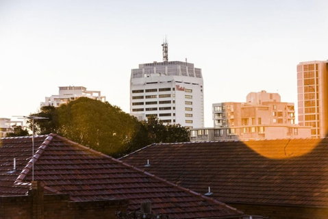 2 Bdrm Art Deco Apt Stroll To Bondi Junction - Whitsundays Accommodation 0