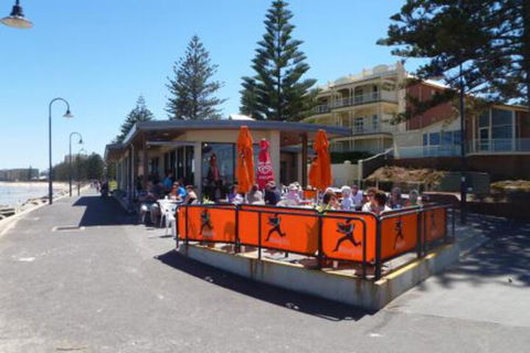 ULTIMA At The Bay Glenelg Absolute Beachfront - Whitsundays Accommodation 5