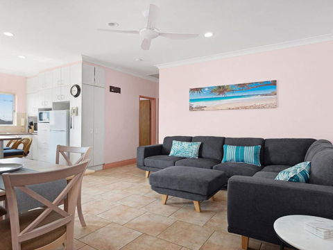 Debra Court 11 - Whitsundays Accommodation 4