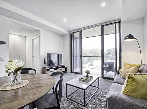 CANBERRA CHIC Hosted By LAbode - Whitsundays Accommodation 6