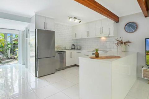 Cool Coastal Chic Noosaville - Whitsundays Accommodation 7